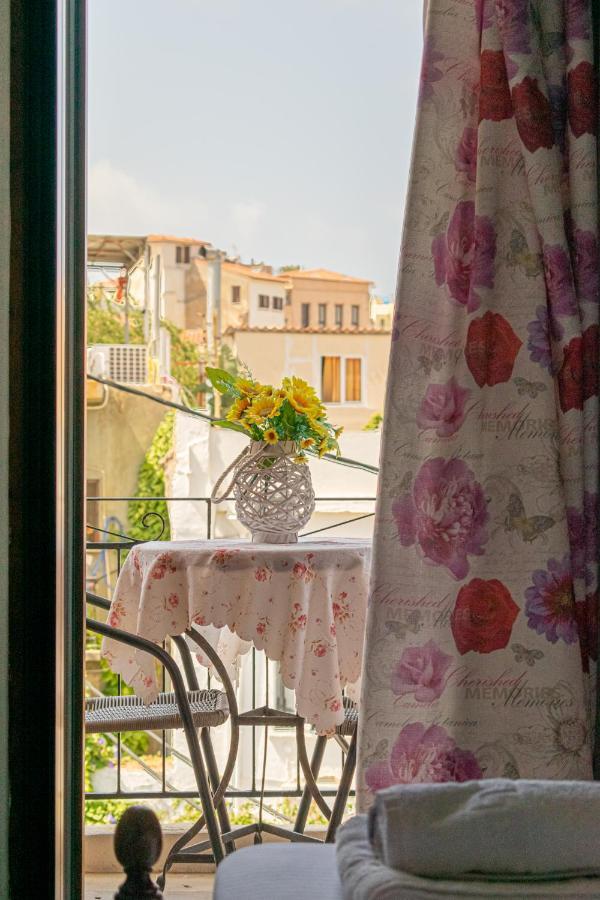 Poseidon Studios Chania Center Extérieur photo